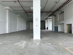 Thyssen Haniel Logistics Centre (D16), Warehouse #582815581